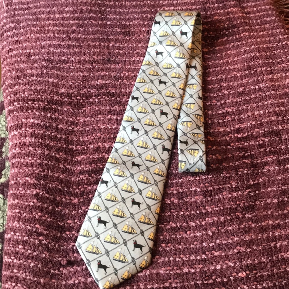 Black Dog brand silk tie